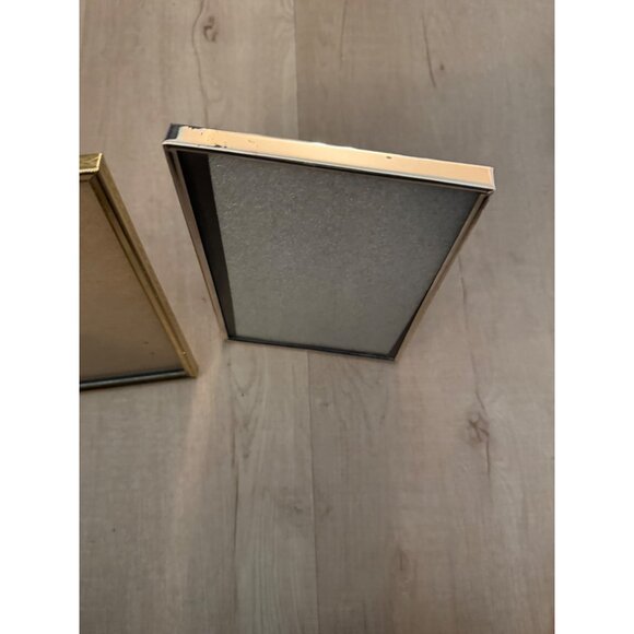 Bundle Of 2 Vintage Gold & Silver Tone Picture Frames With Easel Backs - Picture 3 of 6